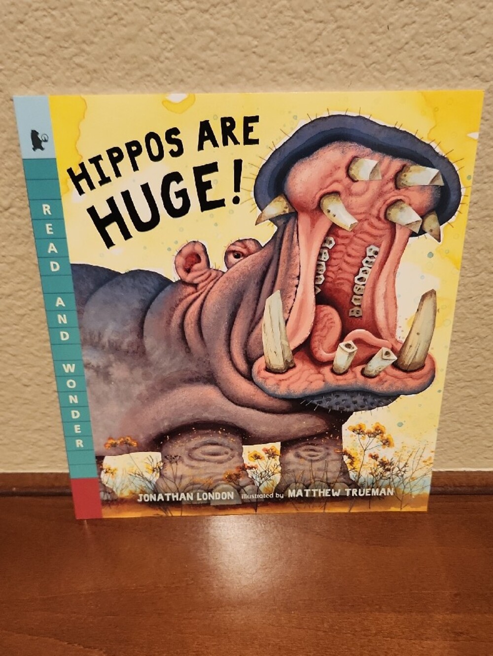 Animal Book Bundle: 3 Books - Picture 8 of 10